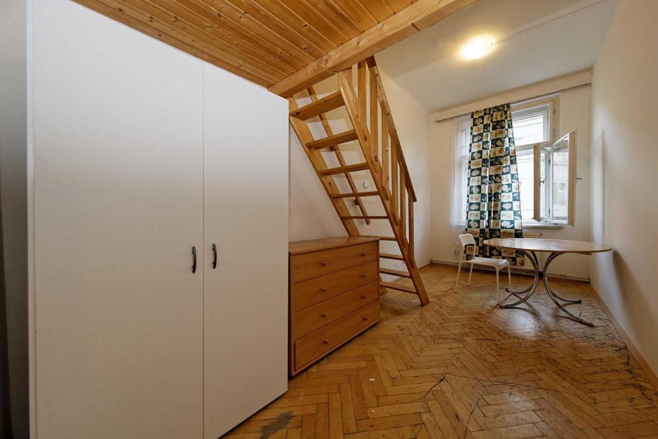 Apartment Lublanska 48 Прага Екстериор снимка