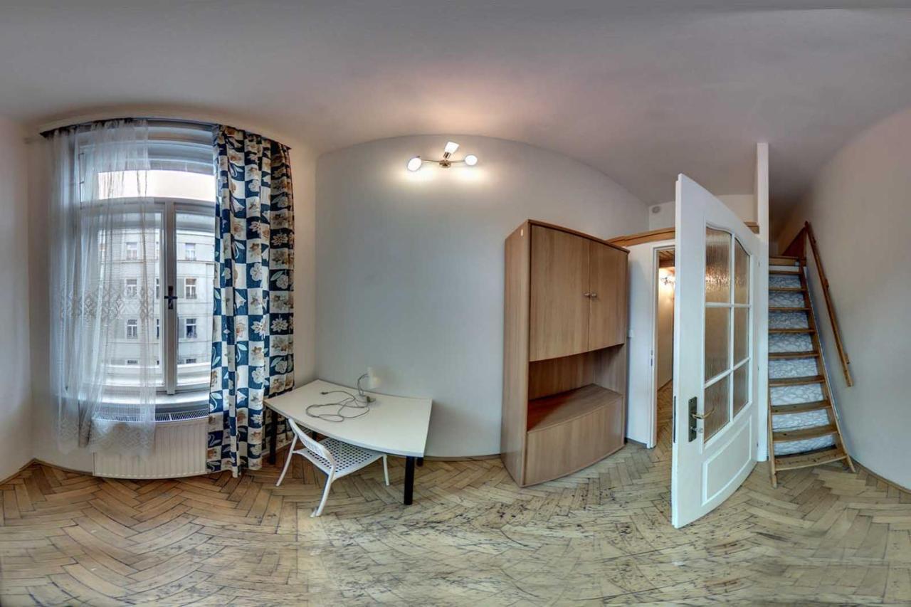 Apartment Lublanska 48 Прага Екстериор снимка
