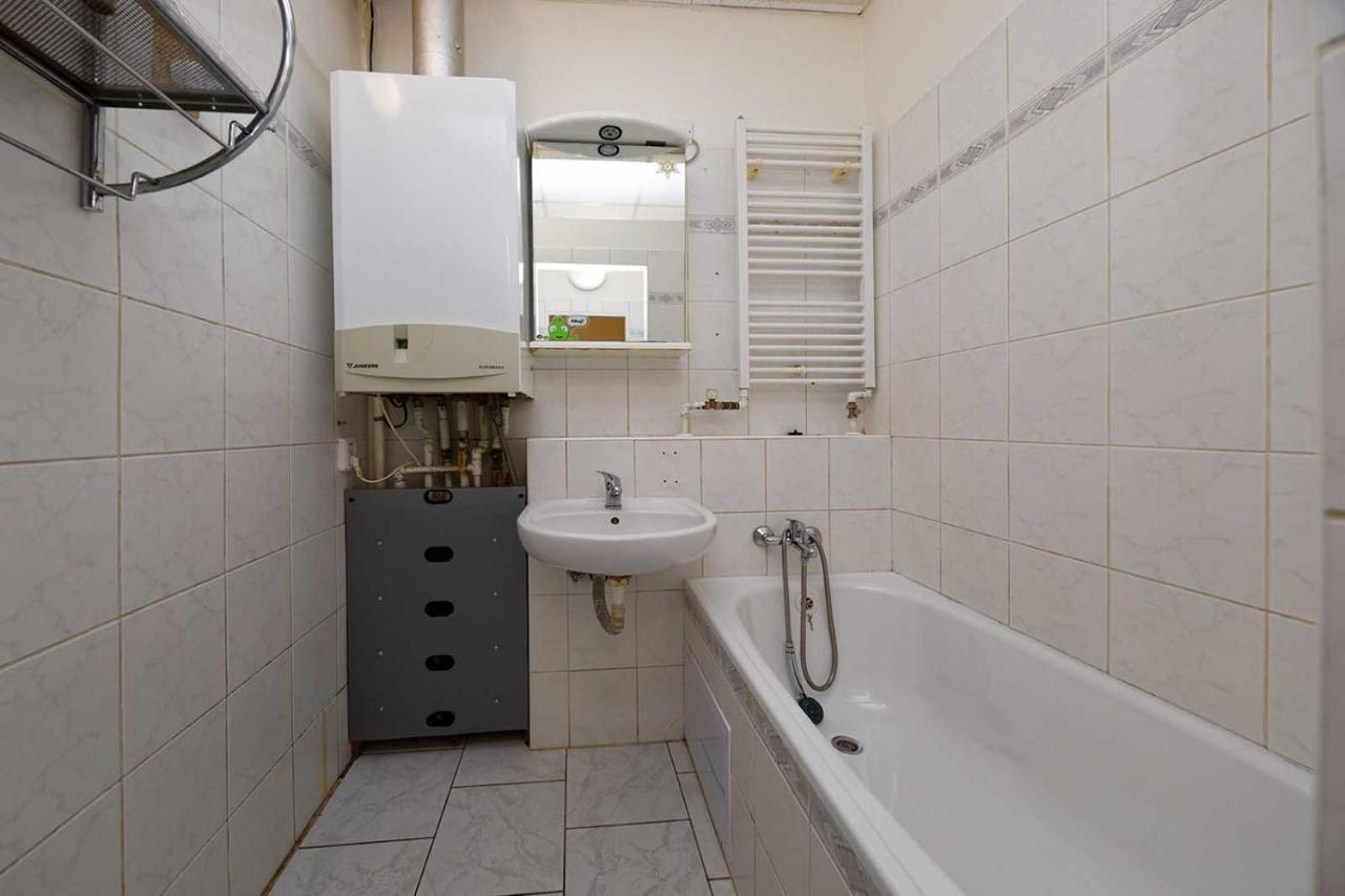 Apartment Lublanska 48 Прага Екстериор снимка