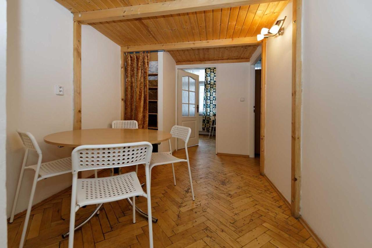Apartment Lublanska 48 Прага Екстериор снимка