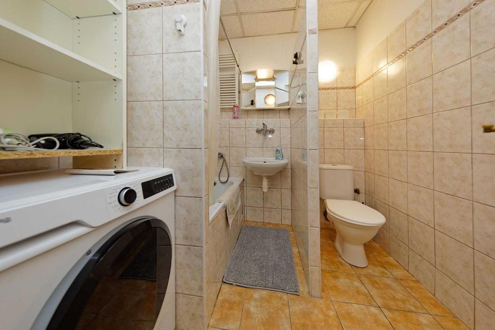 Apartment Lublanska 48 Прага Екстериор снимка