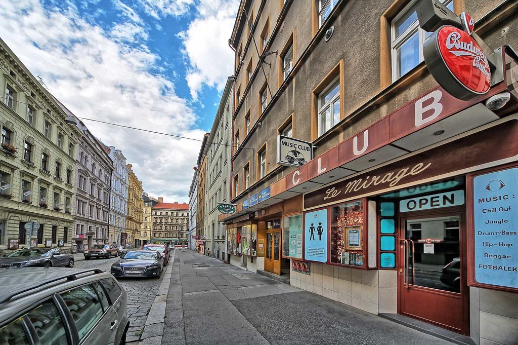 Apartment Lublanska 48 Прага Екстериор снимка