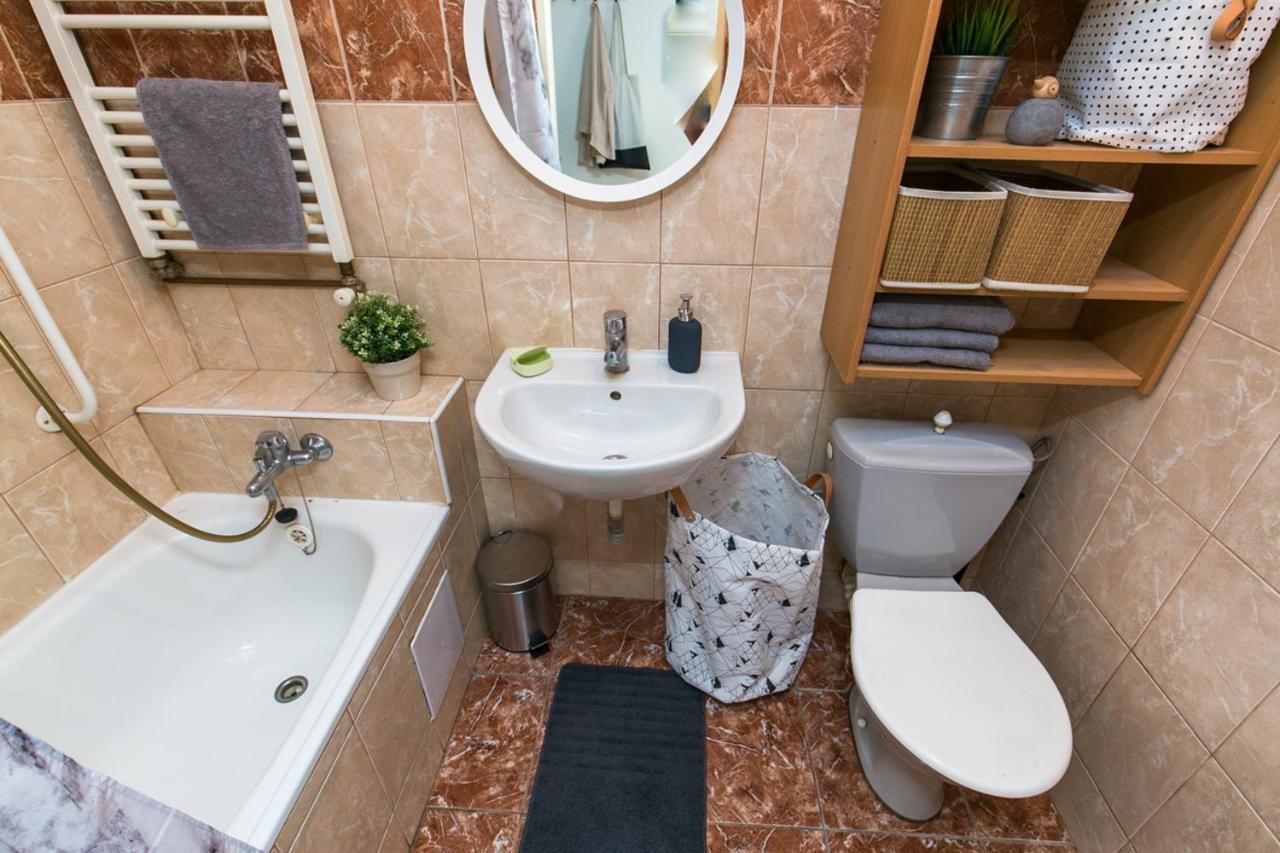 Apartment Lublanska 48 Прага Екстериор снимка