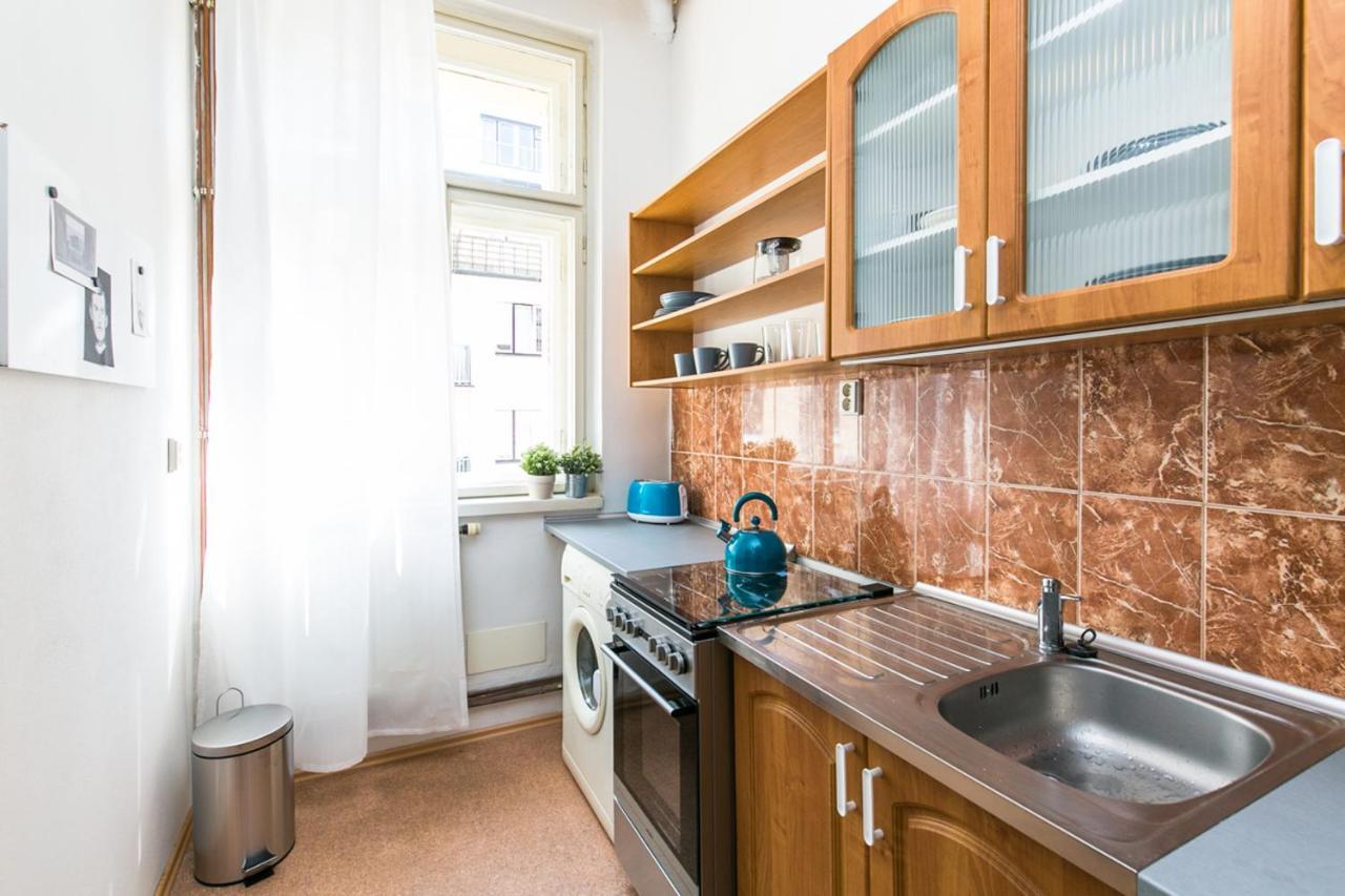 Apartment Lublanska 48 Прага Екстериор снимка