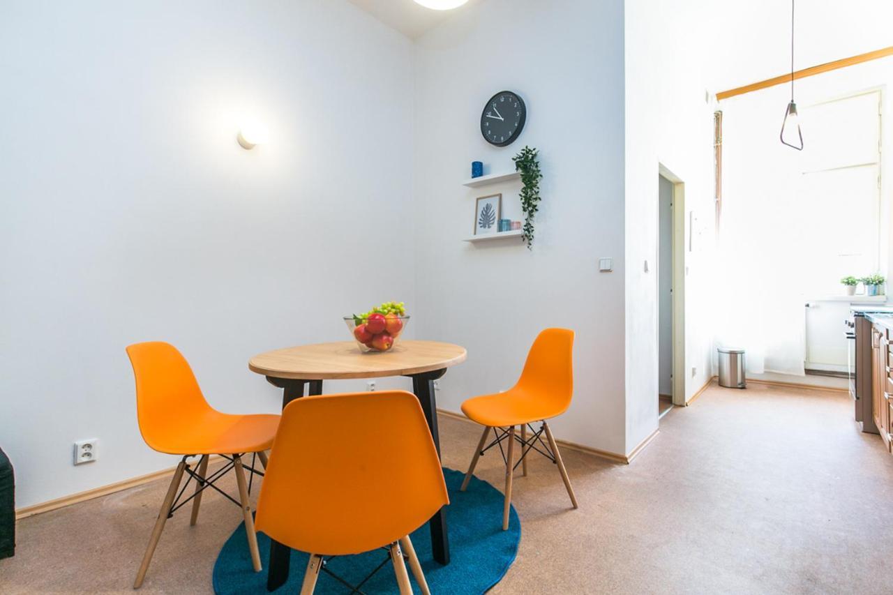Apartment Lublanska 48 Прага Екстериор снимка